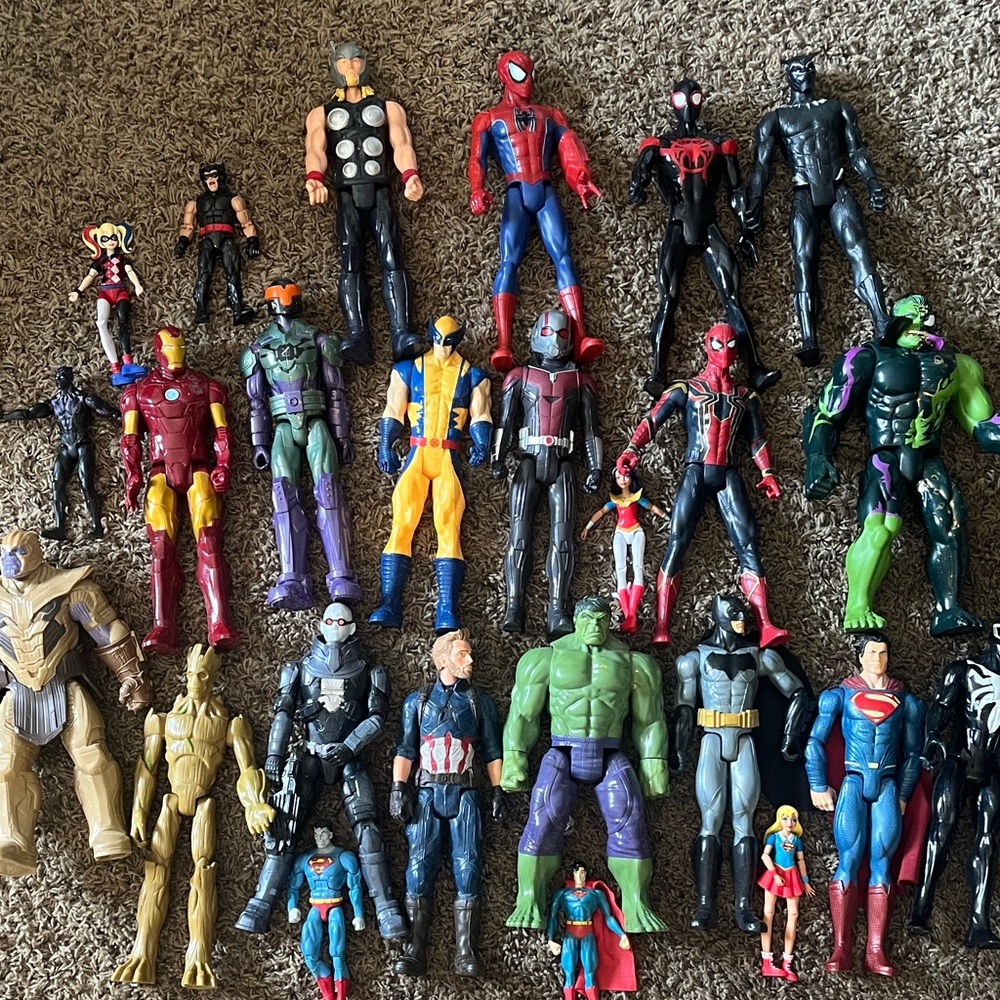 Marvel action figures lot of 25